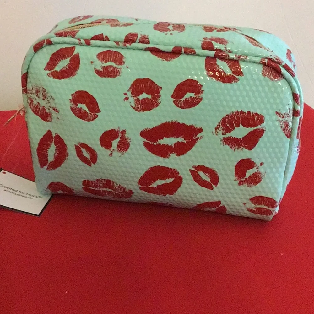Created for Macy’s Green Lippie Cosmetic Bag